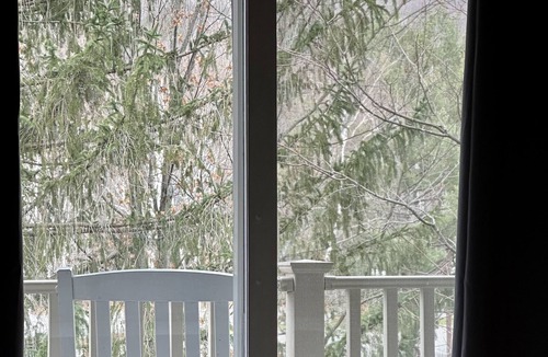 Lincoln Condo | Hickory Lodge Condo Resort Main Street Lincoln with pool and hot-tub and Kitchen