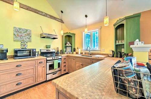 Brooklin Cottage | Hidden Gem Cottage' Near Blue Hill Peninsula