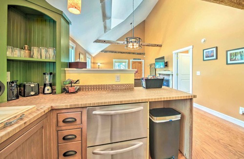 Brooklin Cottage | Hidden Gem Cottage' Near Blue Hill Peninsula