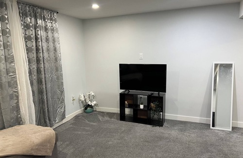 Regina House | Hidden Gem 💎 Stylish Suite w/All-Inclusive Comfort”