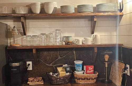 Fawcett Cabin | Hidden Valley Cabin, a serene getaway along the Pembina River!