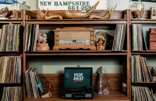Newbury Hotel | Hideaway Inn Mt Sunapee