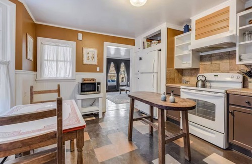 Glenwood Springs House | High West Spa House Retreat - 3 Residences