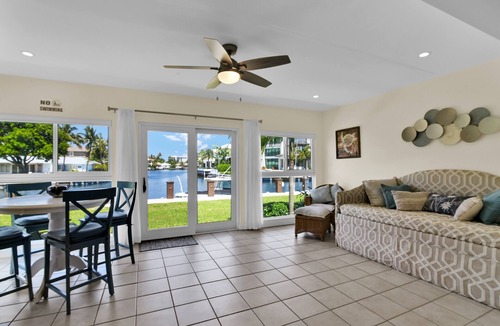 Highland Beach Condo | Highland Beach Hideaway with Dock