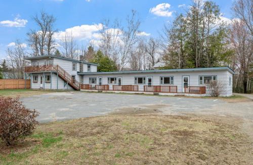 Twin Mountain Hotel | Highland House and Cottages