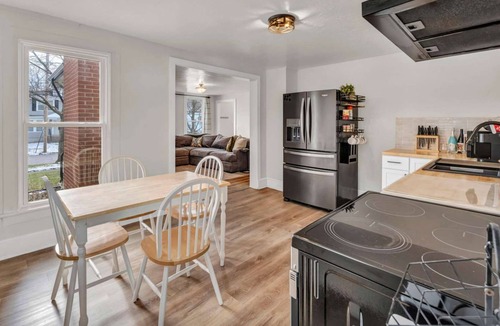 Medina House | Historic 5BR Home with Fire Pit & Outdoor Space