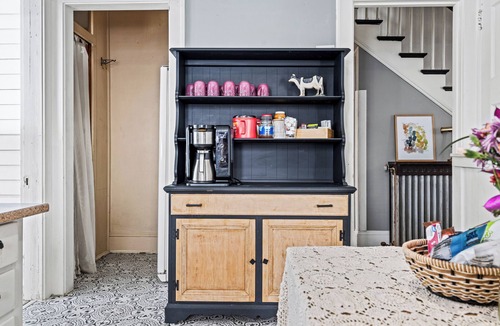Medina House | Historic & Family Owned
