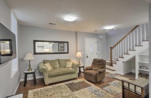 Laramie House | Historic Laramie Condo - 3 Blocks to Downtown & UW