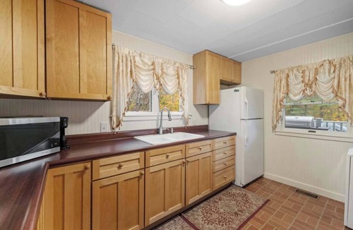 Littleton Apartment | Historic Littleton Getaway | Pet-Friendly Stay