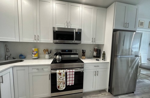 Mango Groves House | Historical Cottage in Downtown Lake Worth Beach, fully renovated and modernized