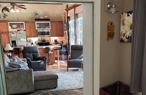 Oxford House | Hogan Pond Chalet