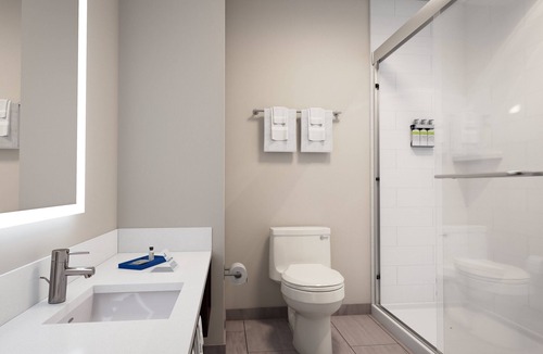 Prince Albert Hotel | Holiday Inn Express and Suites Prince Albert South by IHG