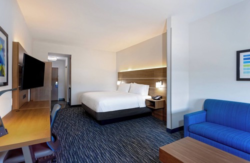 Miramar Hotel | Holiday Inn Express and Suites Miramar by IHG