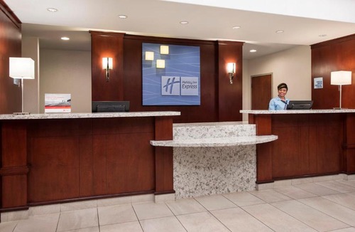 Edmonton Hotel | Holiday Inn Express Hotel & Suites Sherwood Park-Edmonton Area by IHG