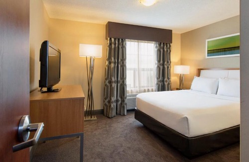 Edmonton Hotel | Holiday Inn Express Hotel & Suites Sherwood Park-Edmonton Area by IHG