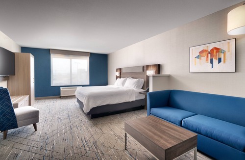 Rapid City Hotel | Holiday Inn Express Hotel & Suites Rapid City by IHG