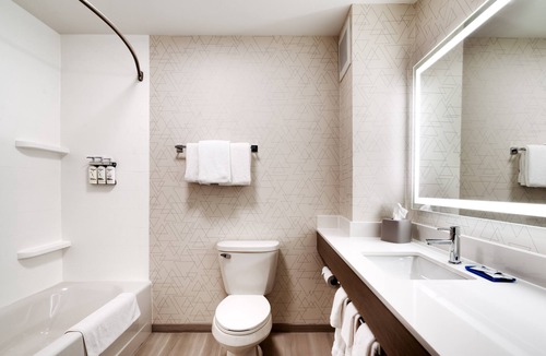 Rapid City Hotel | Holiday Inn Express Hotel & Suites Rapid City by IHG