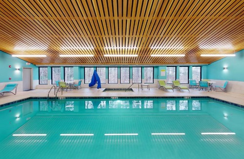 South Burlington Hotel | Holiday Inn Express South Burlington by IHG