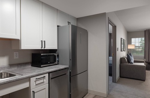St. Albans Hotel | Holiday Inn Express St Albans by IHG