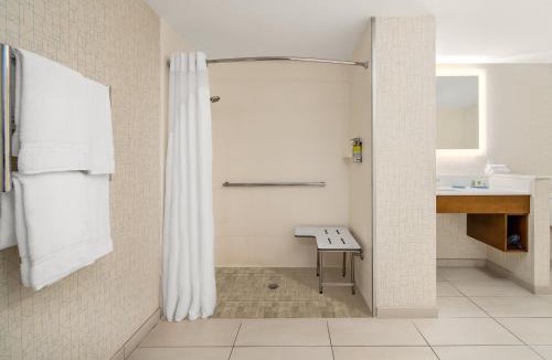 Harbordale Resort | Holiday Inn Express Ft Lauderdale Cruise-Airport by IHG