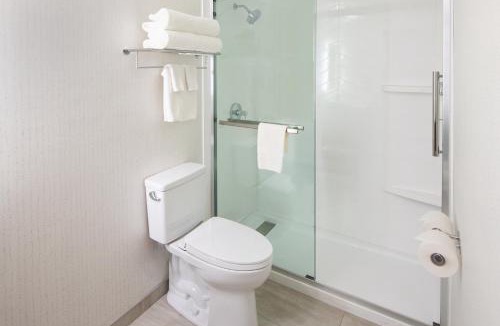 Hinton Hotel | Holiday Inn Hinton by IHG
