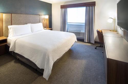 Hinton Hotel | Holiday Inn Hinton by IHG