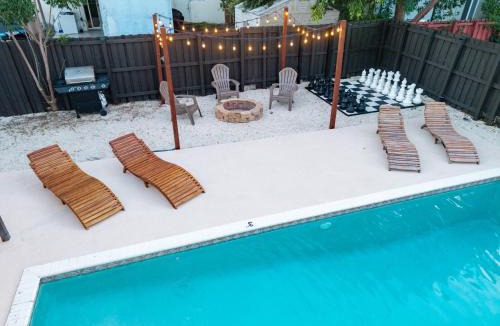 Driftwood House | Hollywood 4BR Home with Private Heated Pool