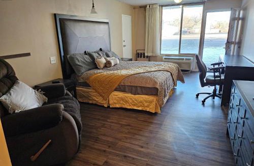 Laramie Hotel | Home Away Inn