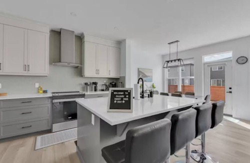 Southeast Calgary House | Home in Seton SE (AC/BBQ/Garage)