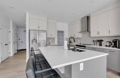 Southeast Calgary House | Home in Seton SE (AC/BBQ/Garage)