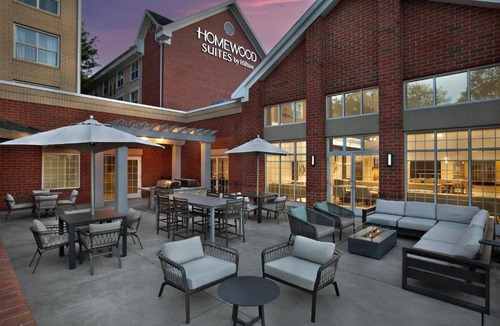 Solon Hotel | Homewood Suites by Hilton Cleveland-Solon