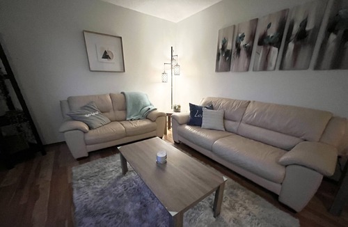 North Battleford House | Homey and modern full house