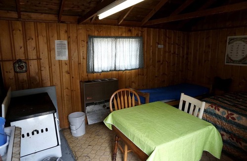 Bellvue Cabin | Homey, Pet Friendly Cabin near Lory State Park in Poudre Canyon, Colorado
