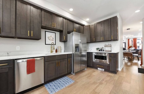 East Allegheny House | ★ HostWise Stays ★ Spacious Stay in Prime Location | Theater & Patio