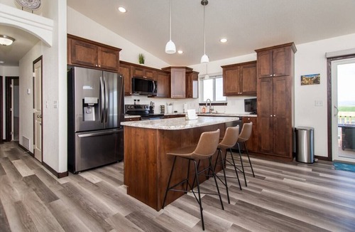 Rapid Valley House | ⁑Hot Tub⁑Fire Pits⁑Great Views⁑New Construction⁑