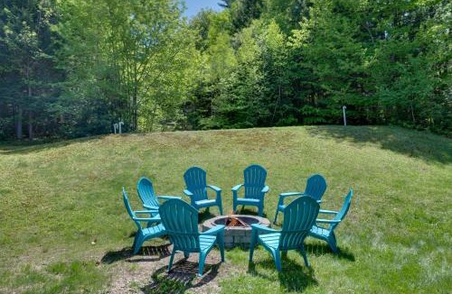 Conway House | Hot Tub & Private Beach Access! North Conway Home