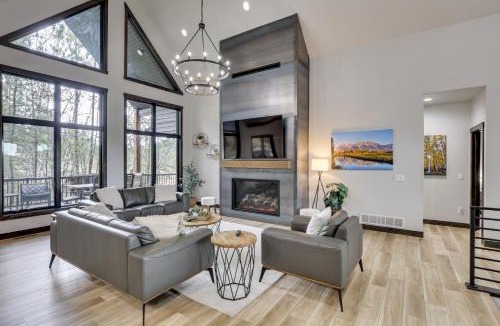 Deadwood House | Hot Tub & Sauna: Luxe Retreat for Sturgis Rally