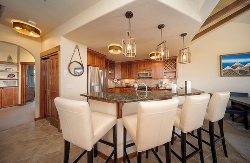 Fraser Condo | Hot Tub | Summer Trails & Views