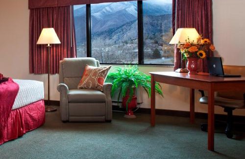 Glenwood Springs Hotel | Hotel Glenwood Springs