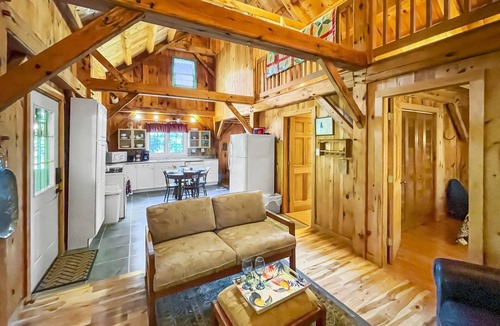 Rumney House | Hounds Nest