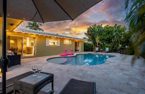 Singer Island House | Htd Saltwater Pool! Walk to BEACH! PingPong! BBQ!