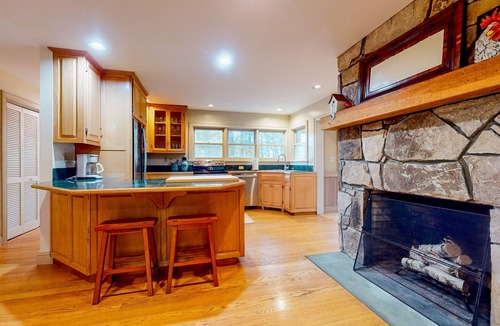 Arlington House | Ideally located spacious home with pool table, large deck, five fireplaces, W/D