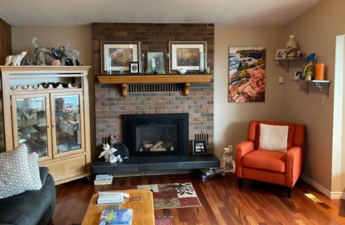 Toovey Heights House | Incredible City View Along w/ A Beautiful Lake View