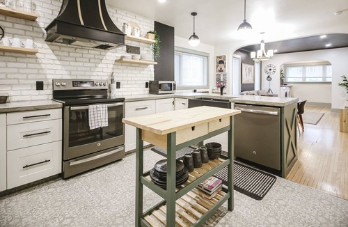 Saskatoon Downtown House | Industrial Farmhouse in the heart of Saskatoon