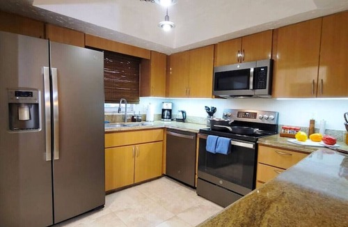 Sugar Sands Apartment | Island life 2 br 2-ba walk 2 beach, Snorkel & Surf