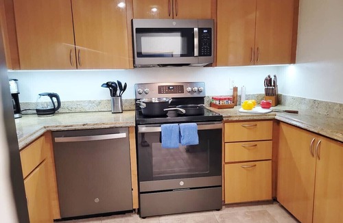 Sugar Sands Apartment | Island life 2 br 2-ba walk 2 beach, Snorkel & Surf