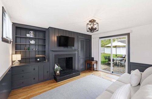 West Harwich House | It's A Shore Thing: 017-H Classic Cape Charm Just Steps from Nantucket Sound