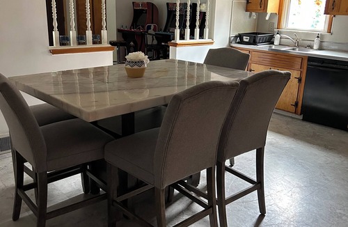 Cleveland House | Its Football season bring your family out for a comfortable at home experience!