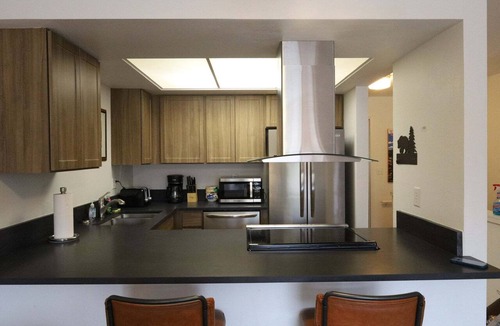 Jackson House | Jackson Luxe: Teton Views & Downtown Vibes 2 Bedroom Townhouse