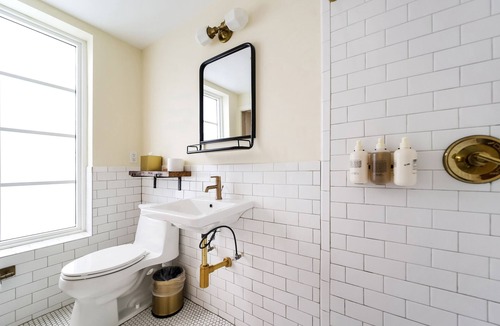 East Little Havana Hotel | Jefferson Hotel